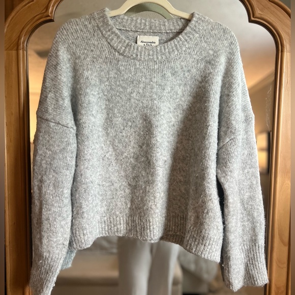 Abercrombie & Fitch Light Gray Women's Sweater - Picture 3 of 5